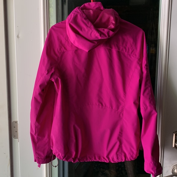 Like new Xersion jacket size M. Dark pink and neon yellow - Picture 4 of 4